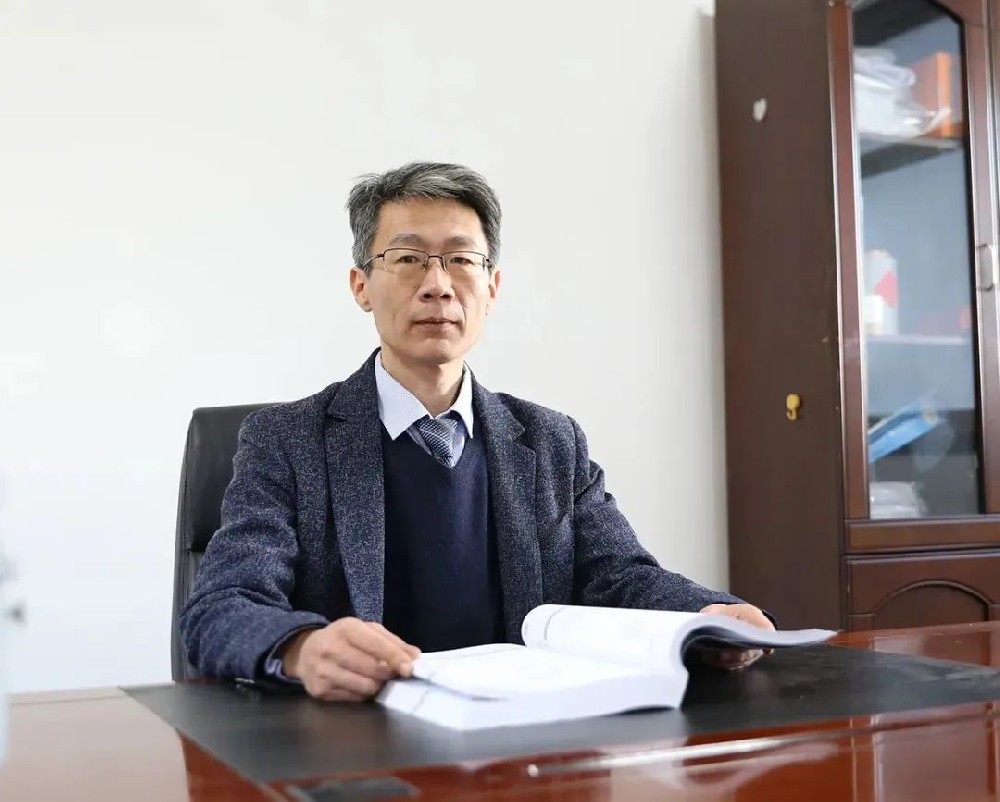 優(yōu)秀企業(yè)先鋒巡禮?｜經(jīng)開區(qū)行業(yè)領(lǐng)軍企業(yè)家 劉勇：改革中謀發(fā)展，變局中開新篇！